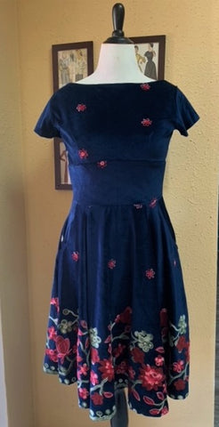 Retro Floral Navy Embroidered Velvet Swing Dress with Pockets